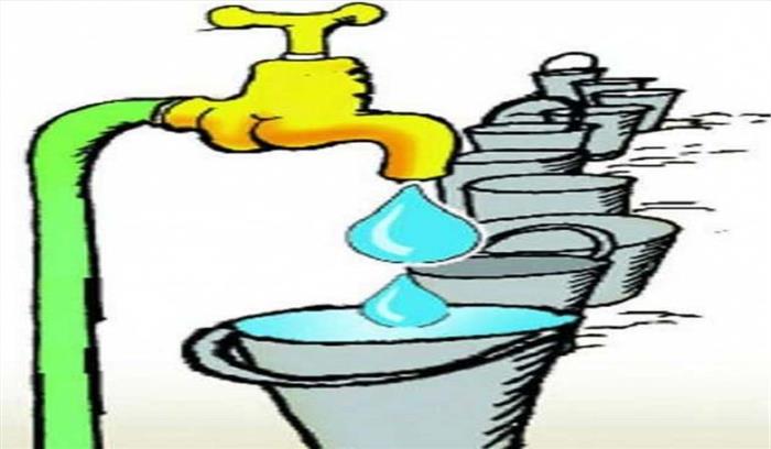 पेयजल संकट को लेकर अजमेर में लोगों का धरना प्रदर्शन