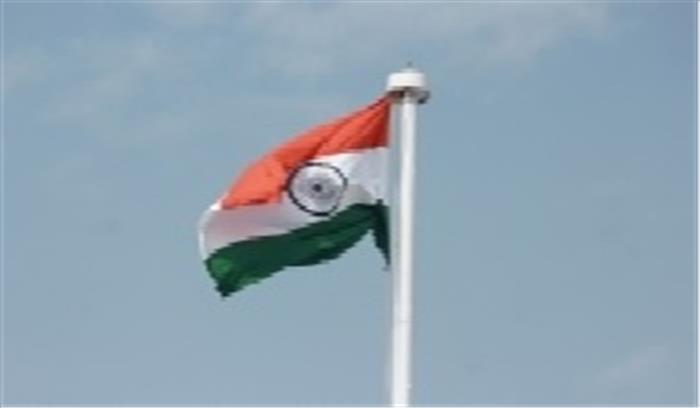 तिरंगे में लिपटा शहीद जवान राजेश ओरंग का पार्थिव शरीर बंगाल पहुंचा