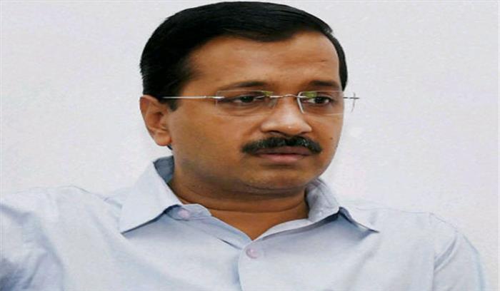 राजनिवास और केजरीवाल के बीच जंग जारी