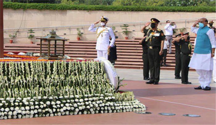 राजनाथ ने करगिल विजय दिवस पर किया शहीदों को सलाम