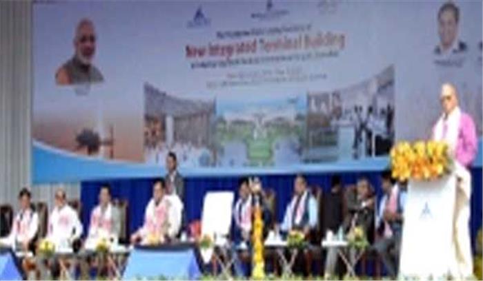 राजू ने गुवाहाटी में हवाईअड्डा टर्मिनल की आधारशिला रखी