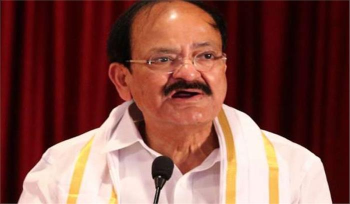 राज्यसभा में गतिरोध पर वेंकैया ने नेताओं से मुलाकात की