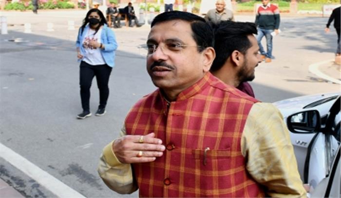 राज्यसभा गतिरोध : सरकार ने 12 निलंबित सांसदों के पार्टी नेताओं की बैठक बुलाई