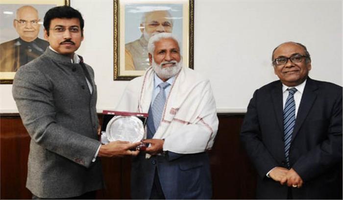 भारतीय फुटबॉल टीम के पूर्व कप्तान गुरुदेव सिंह गिल हुए सम्मानित