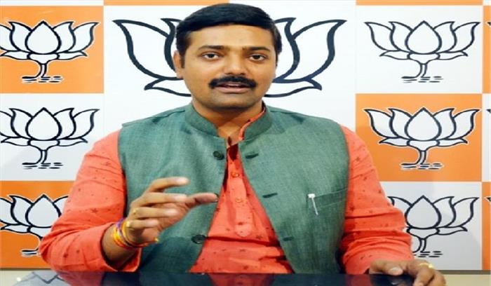 भ्रष्टाचार की धूल थी अखिलेश के चेहरे पर : राकेश त्रिपाठी