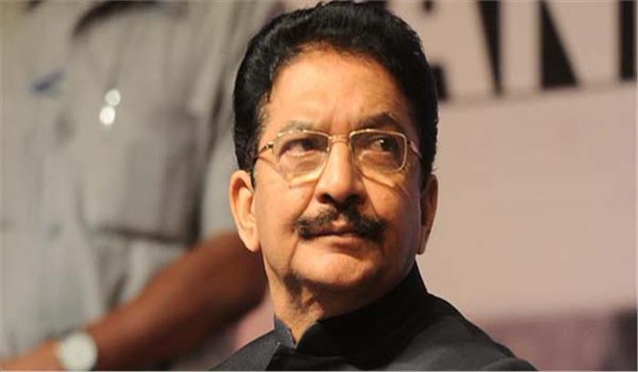 राम नाईक की किताब गीता के समान : महाराष्ट्र के राज्यपाल 