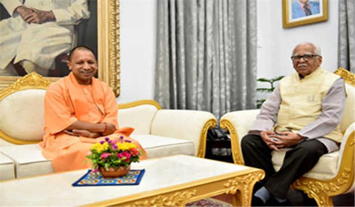 राम नाईक से योगी आदित्यनाथ ने की शिष्टाचार भेंट