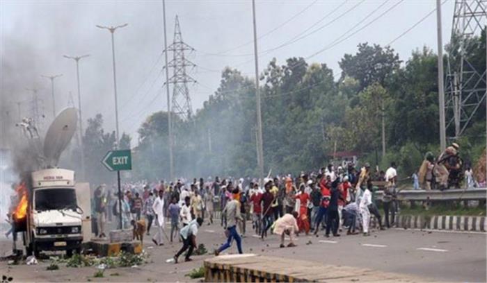 राम रहीम को दुष्कर्म मामले में दोषी करार देने के बाद व्यापक हिंसा, 30 की मौत