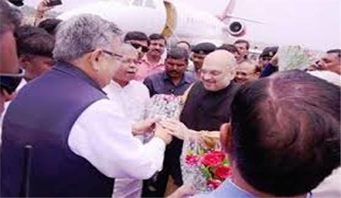 अमित शाह छत्तीसगढ़ पहुंचे, रमन सिंह ने किया स्वागत