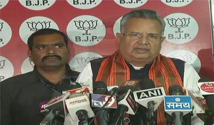 राहुल गांधी की प्रधानमंत्री पद की दावेदारी दिन में सपने देखने जैसा: रमन सिंह