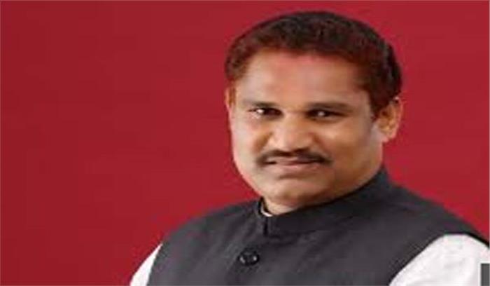 नक्सलियों ने सांसद विक्रम उसेंडी के फार्म हाउस को उड़ाया