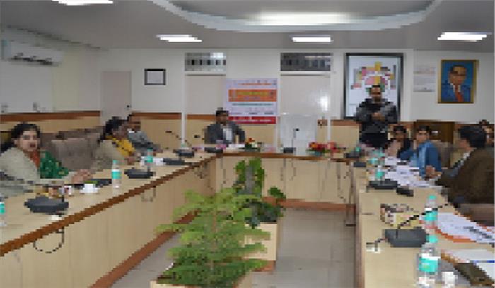 युवाओं को रोजगार मिले : सीडीओ