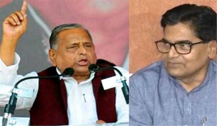 रामगोपाल से मिलने उनके घर गये मुलायम,एक घंटे तक की गुफ्तगू