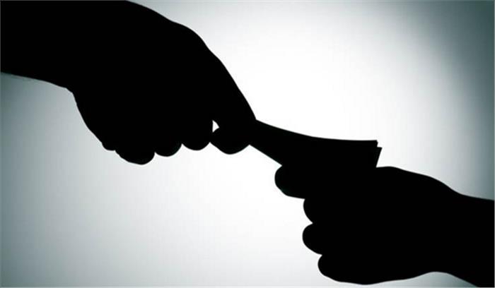 भ्रष्टाचार के खिलाफ शुरू हुई जंग सरकार में भी जारी