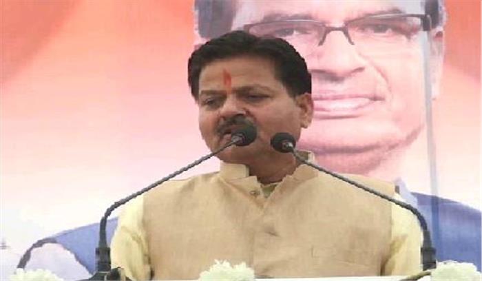 रामपाल सिंह ने जरूरतमंदों को पक्के मकान देने का आश्वासन दिया