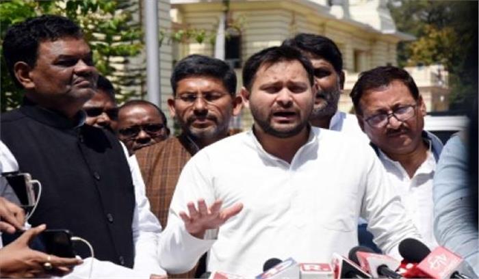 रांची के रिम्स में भर्ती पिता लालू को लेकर चिंतित तेजस्वी