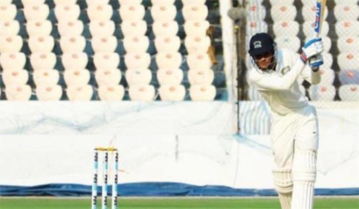 रणजी ट्रॉफी : आउट होने पर शुभमन ने कहे अपशब्द, अंपायर ने बदला फैसला