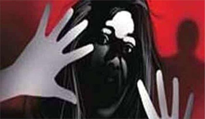 गुजरात :अस्पताल में साथी महिला डॉक्टर से दुष्कर्म,  डॉक्टर गिरफ्तार