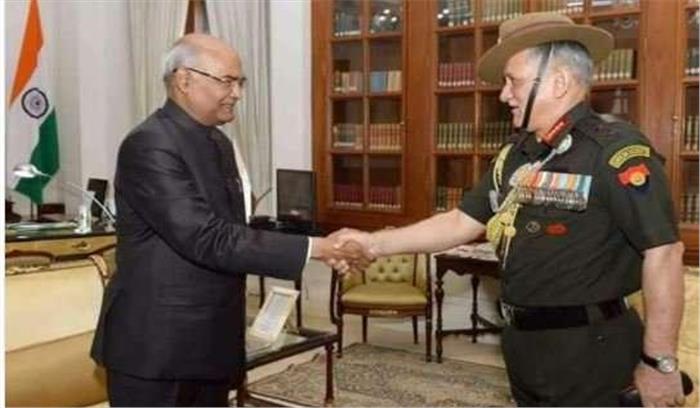 रामनाथ कोविंद लद्दाख स्काउट्स रेजीमेंट सेंटर पहुंचे