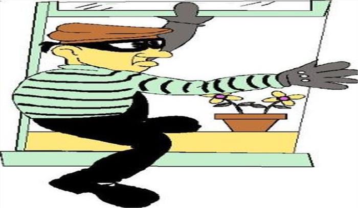 प्रतापगढ़ : कलेक्ट्रेट परिसर स्थित रजिस्ट्री कार्यालय में दो लाख की चोरी