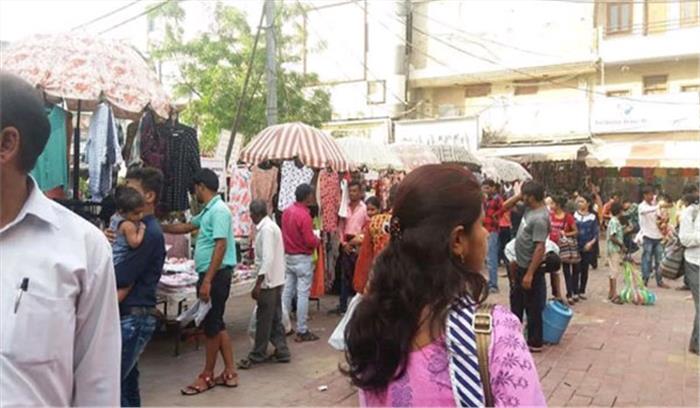 रेहड़ी पटरी हटाने पर पूर्व विधायक ने दी केजरीवाल को चेतावनी रेहड़ी पटरी हटाने पर पूर्व विधायक ने दी केजरीवाल को चेतावनी