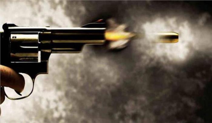 एटा में धार्मिक समारोह के दौरान चली गोली में नाबालिग की मौत​​​​​​​