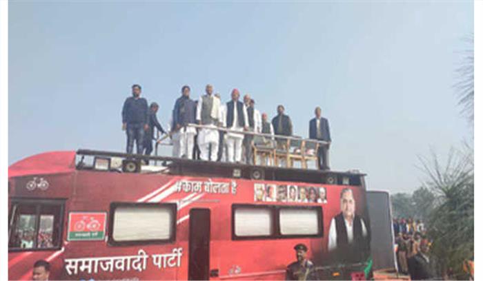 केजरीवाल ही होंगे दिल्ली के मुख्यमंत्री : अखिलेश