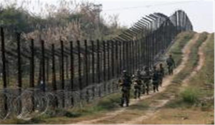 26 जनवरी पर दोहरे खतरे से सहमा जम्मू कश्मीर,एलओसी पर कमांडो हमले और शहरों में आतंकी हमलों का खतरा 26 जनवरी पर दोहरे खतरे से सहमा जम्मू कश्मीर,एलओसी पर कमांडो हमले और शहरों में आतंकी हमलों का खतरा