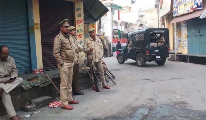 स्वतंत्रता दिवस के मौके पर कासगंज में तिरंगा यात्रा ​​​​​​​पर रोक 