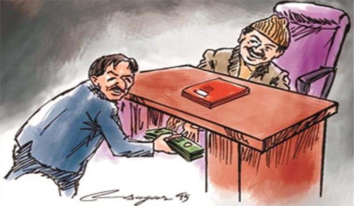   मध्यप्रदेश के रीवा जिले में एसडीएम का रीडर रिश्वत लेते पकडाया