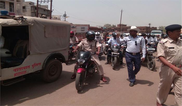 राष्ट्रीय सड़क सुरक्षा सप्ताह : आम लोगों को हेलमेट के बारे में किया जागरूक 