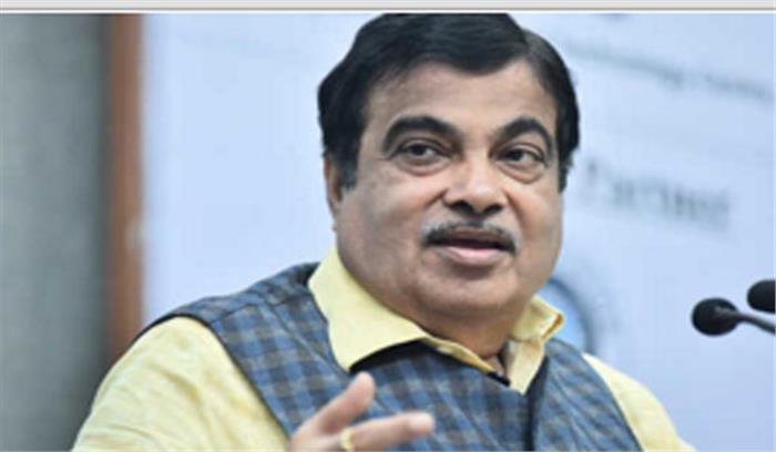 सड़क हादसों में कमी लाने का काम तेजी से चल रहा: गडकरी