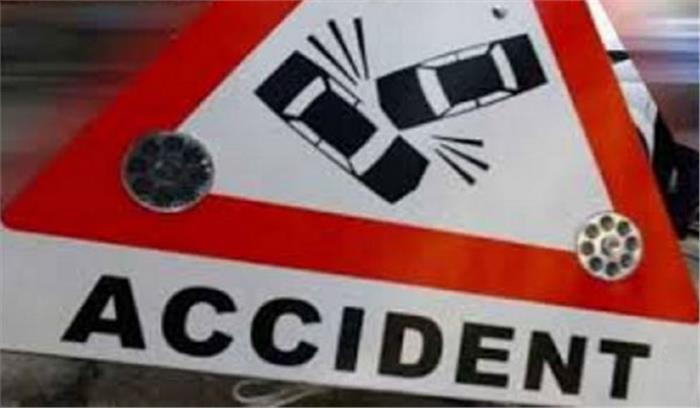मप्र : सड़क दुर्घटना में पांच लोगों की मौत,तीन घायल