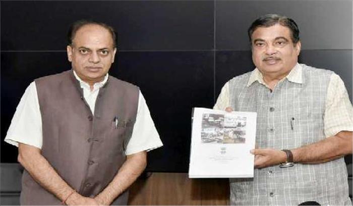 सड़क दुर्घटनाओं में प्रतिदिन होती है 413 लोगों की मौत