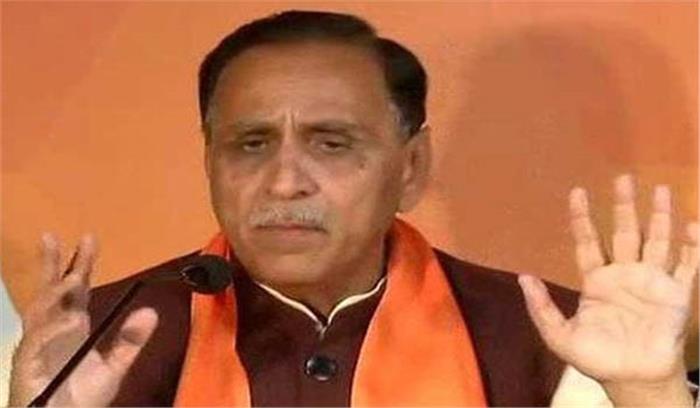 सडक हादसे में नौ लोगों की मौत, रूपाणी ने जताया शोक