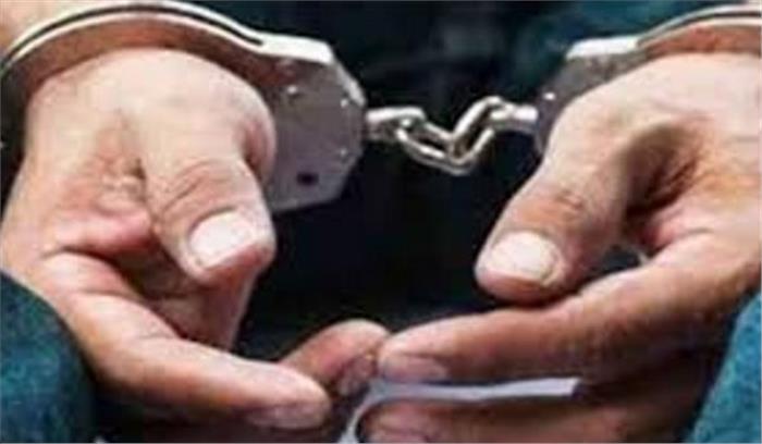 बिहार में डकैती मामले में दो गिरफ्तार, हथियार बरामद