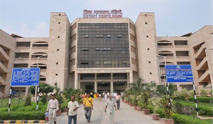 दिल्ली के रोहिणी कोर्ट में फायरिंग, कैदी की मौत