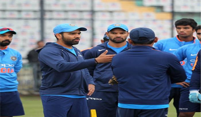 मोहाली वनडे : श्रीलंकाई आक्रमण के खिलाफ भारतीय बल्लेबाजों को दिखाना होगा दम