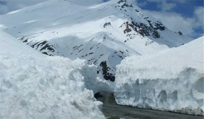 चार महीने बाद फिर खुला रोहतांग दर्रा