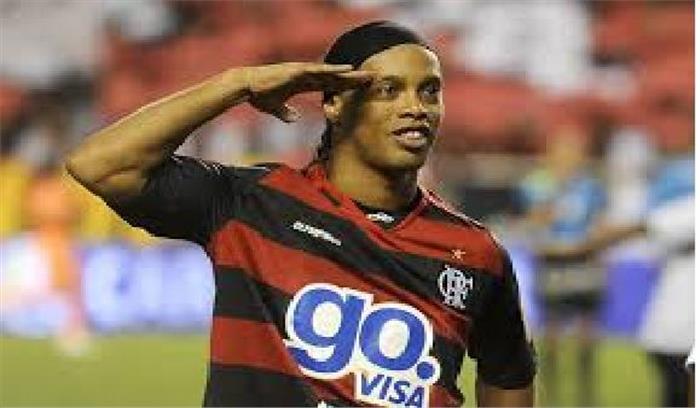 बार्सिलोना के दूत बने रोनाल्डीन्हो