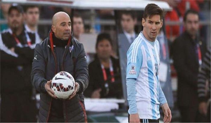 अर्जेटीना के खराब प्रदर्शन के लिए कोच ने प्रशंसकों से मांगी माफी