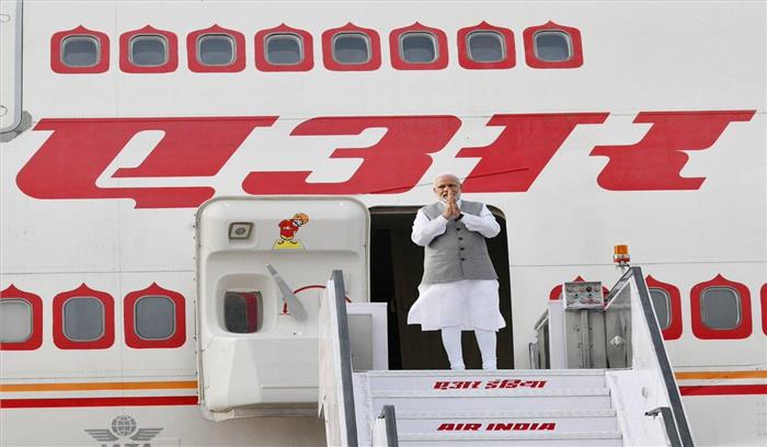 एससीओ शिखर सम्मेलन में शिरकत करने के लिए पीएम मोदी चीन रवाना