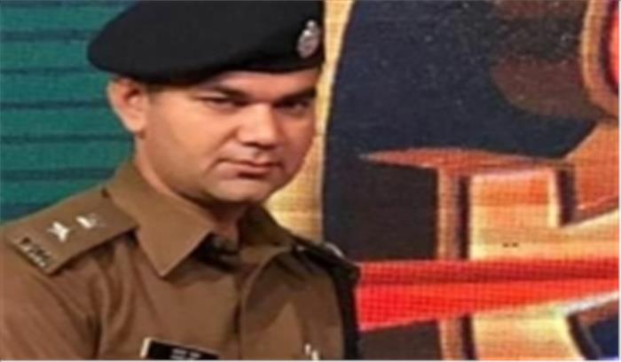 उप्र : एसआईटी ने आईपीएस अधिकारी के खिलाफ प्राथमिकी दर्ज की