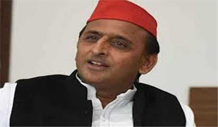 इमरजेंसी सेवाओं में लगे कर्मियों को सुरक्षा किट दे सरकार : अखिलेश