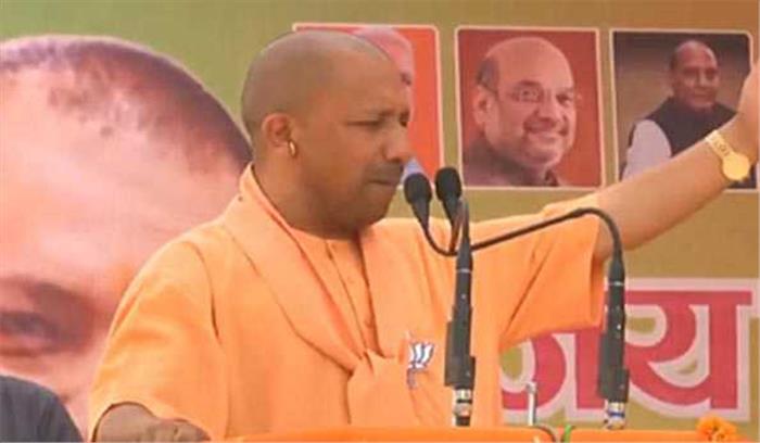 सपा-बसपा में शुरू हो गई जूतमपैजार : योगी सपा-बसपा में शुरू हो गई जूतमपैजार : योगी