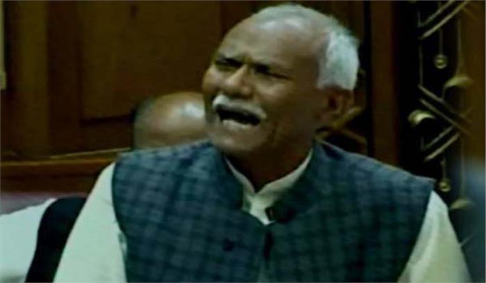 विधानसभा में फूट-फूटकर रोने लगे सपा विधायक कल्पनाथ विधानसभा में फूट-फूटकर रोने लगे सपा विधायक कल्पनाथ