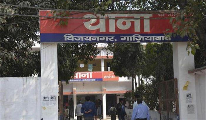 पुलिस टीम ने पकड़े सरिया चोर गिरोह