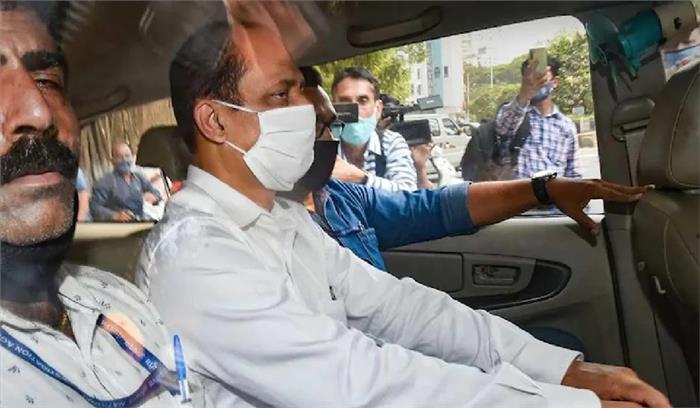 लग्जरी होटल से सचिन वाजे का वसूली रैकेट....