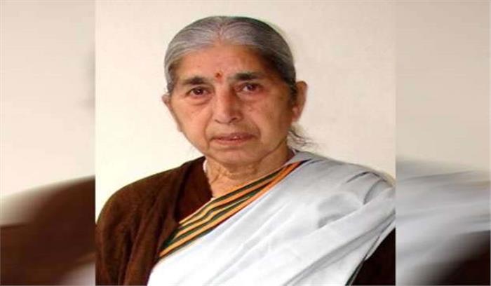 स्मृति ईरानी को केंद्रीय नेतृत्व में रहने का कोई अधिकार नहीं: लक्ष्मीकांता चावला