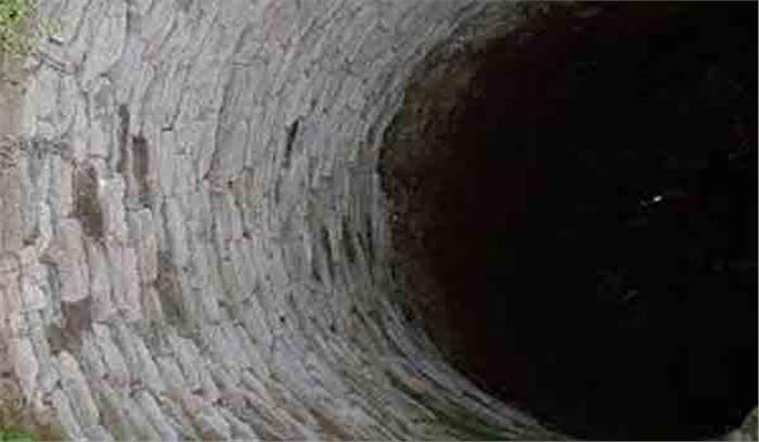 मोटर चोरी करने कुएं में उतरे दो चोरों की जहरीली गैस से म़ृत्यु